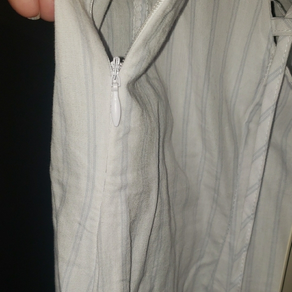 White Striped Puff  Sleeve Corset Back Dress - Picture 7 of 8